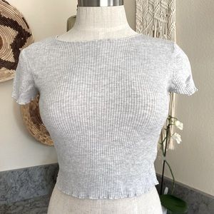 Brandy Melville crop fitted tee